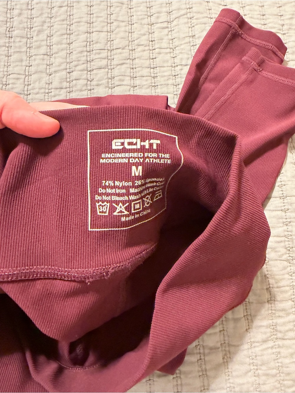 ECHT Maroon Ribbed V Leggings - Picture 2 of 3